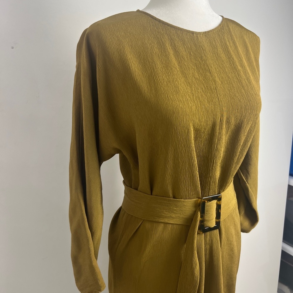 Massimo Dutti Size 4 Olive Green Chic Minimalist Textured Knee Length Dress‎ - Picture 3 of 9